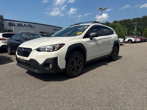 Used 2021 Subaru Crosstrek 2.5i Sport w/ Moonroof Package AWD/4WD image 2