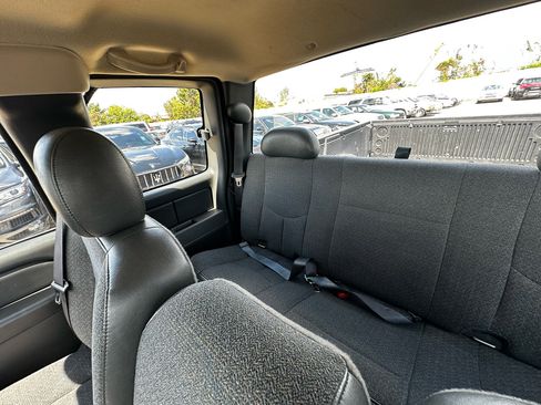 Used 2005 Chevrolet Silverado 1500 W/T image 45