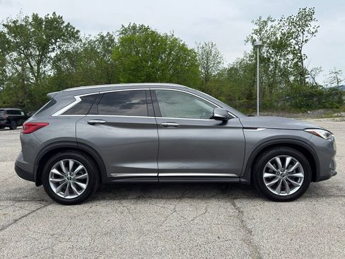 Used 2019 INFINITI QX50 Essential w/ Premium Heat Package AWD/4WD image 5