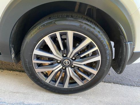Used 2021 Nissan Kicks SR FWD image 17