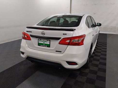Used 2018 Nissan Sentra SR w/ Technology Package FWD image 7