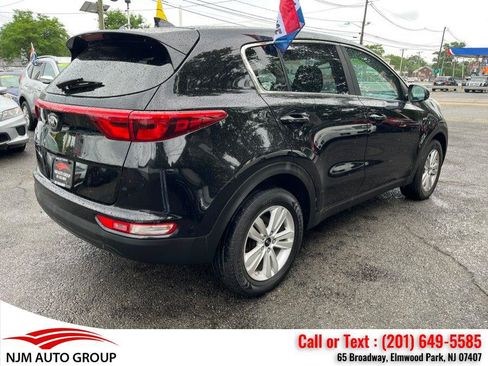 Used 2019 Kia Sportage LX AWD/4WD image 11