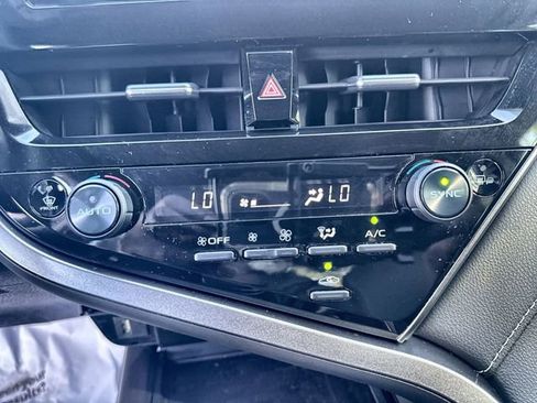 Used 2023 Toyota Camry SE FWD image 27