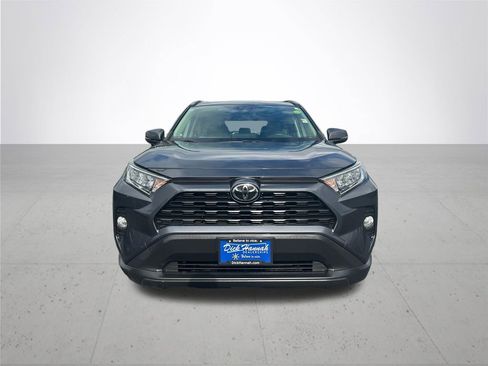 Used 2019 Toyota RAV4 XLE Premium w/ All Weather Liner Package AWD/4WD image 3