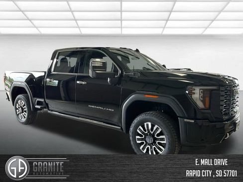 Used 2025 GMC Sierra 2500 Denali Ultimate image 3