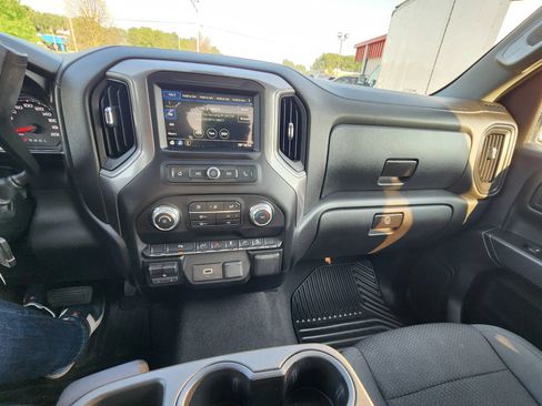 Used 2019 GMC Sierra 1500 4x4 Crew Cab w/ 1SA Driver Alert Package I image 22