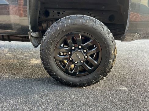 Used 2017 Chevrolet Silverado 2500 LT image 8