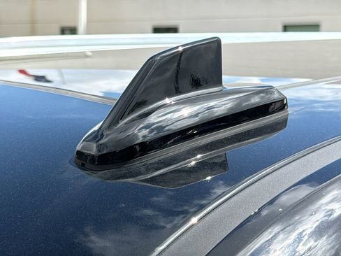 Used 2021 Chevrolet Tahoe LT RWD image 12