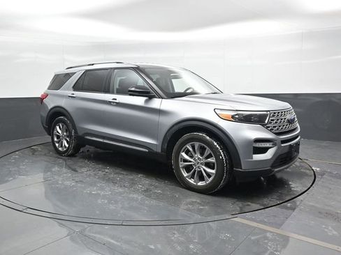 Used 2022 Ford Explorer Limited w/ Equipment Group 301A AWD/4WD image 9
