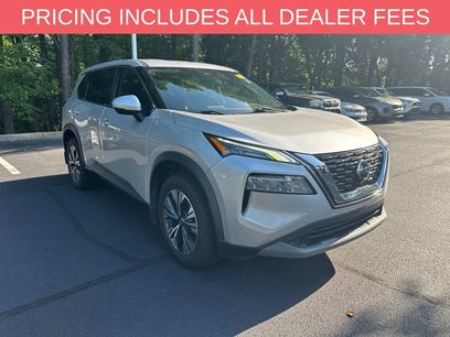 Used 2021 Nissan Rogue SV