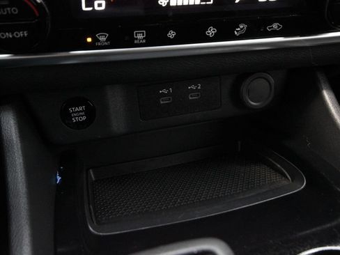Used 2024 Nissan Rogue SV AWD/4WD image 23