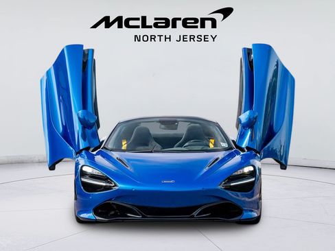 Used 2022 McLaren 720S Spider RWD image 4