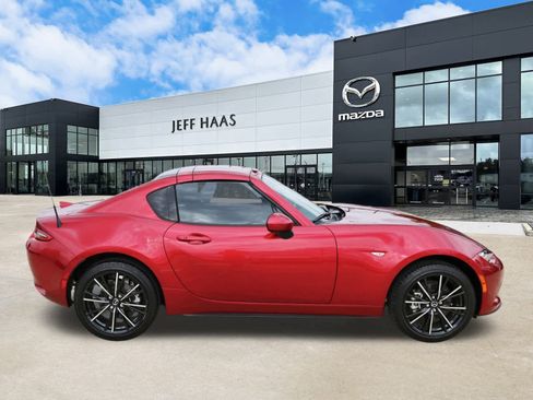 Used 2025 MAZDA MX-5 Miata RF Grand Touring image 5