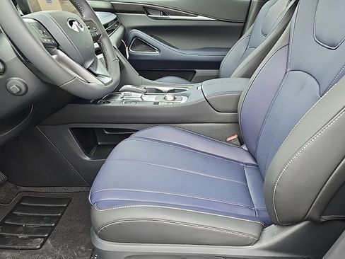 New 2026 INFINITI QX60 Sport image 11