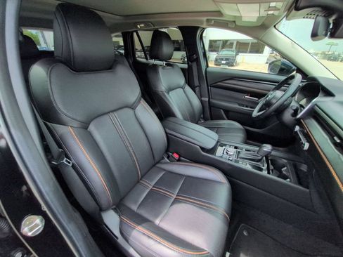 Used 2025 MAZDA CX-50 AWD 2.5 Hybrid w/ Premium Pkg image 30