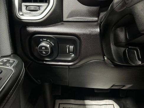 Used 2023 RAM 2500 Big Horn w/ Level 1 Equipment Group AWD/4WD image 16