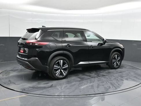 Used 2023 Nissan Rogue SL w/ SL Premium Package FWD image 3