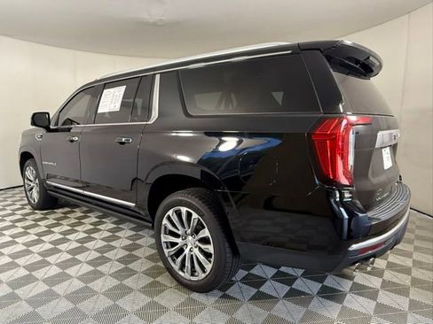 Used 2021 GMC Yukon XL Denali AWD/4WD image 4