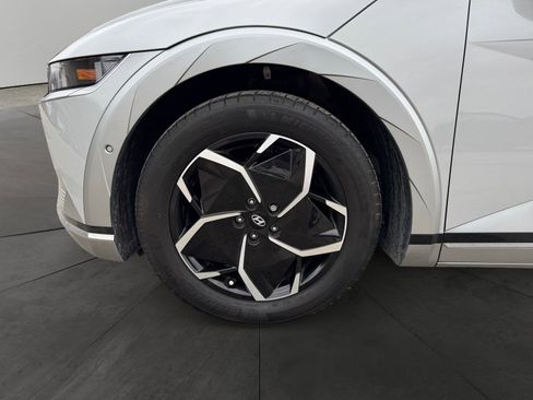 Certified 2024 Hyundai Ioniq 5 Limited image 14