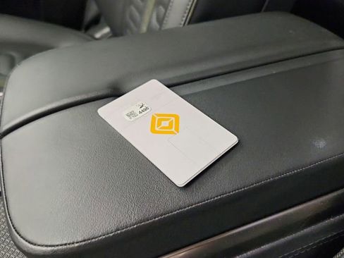 Used 2025 Rivian R1S Adventure image 43