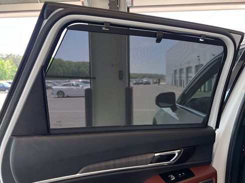 Used 2023 Kia Telluride SX Prestige AWD/4WD image 31
