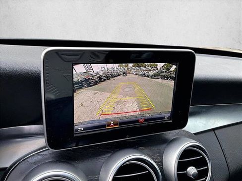 Used 2017 Mercedes-Benz C 300 Sedan image 23