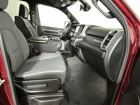 Used 2024 RAM 1500 Big Horn AWD/4WD image 31