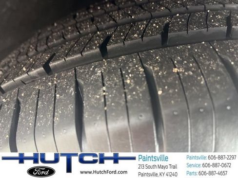 Used 2024 Chrysler Pacifica Touring-L FWD image 55