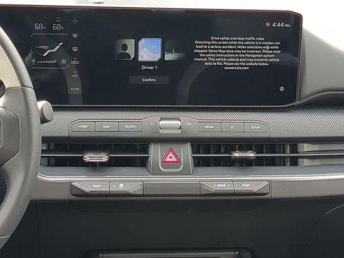 New 2025 Kia K4 GT-Line w/ GT-Line Premium Package FWD image 13