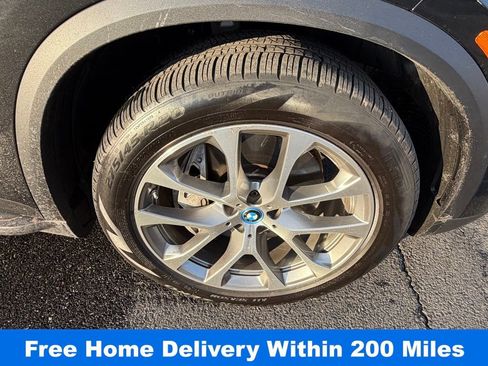 Used 2025 BMW X5 xDrive50e image 14