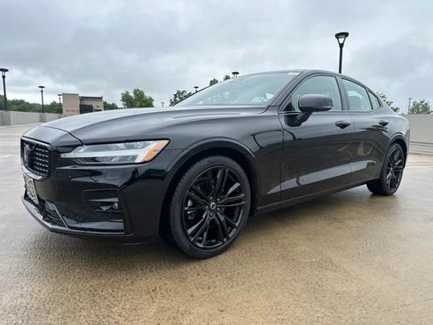 Certified 2024 Volvo S60 B5 Plus w/ Climate Package AWD/4WD image 4
