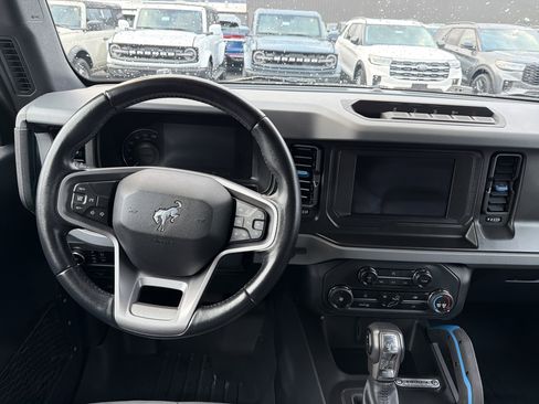 Used 2023 Ford Bronco Black Diamond w/ Sasquatch Package image 10