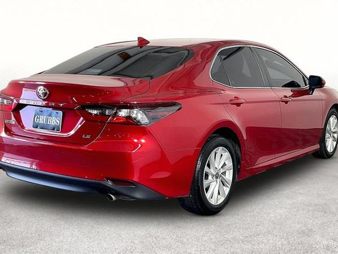 Used 2024 Toyota Camry LE FWD image 4