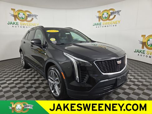 Used 2022 Cadillac XT4 Sport image 1