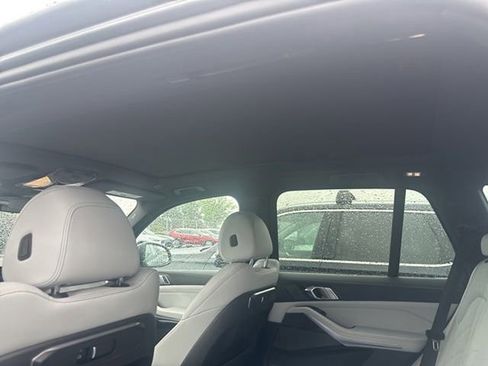 Certified 2024 BMW X5 xDrive40i w/ Premium Package AWD/4WD image 13