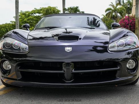 Used 2005 Dodge Viper SRT-10 RWD image 17