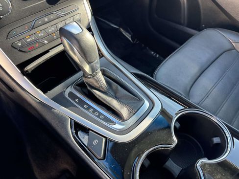 Used 2017 Ford Edge SEL w/ Equipment Group 201A image 26