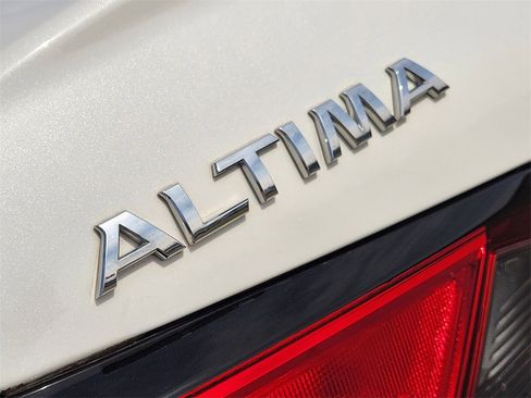 Used 2021 Nissan Altima 2.5 SR image 13