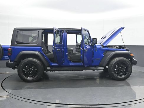 Used 2020 Jeep Wrangler Unlimited Sport AWD/4WD image 36