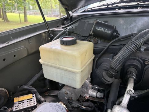 Used 2002 Lexus LX 470 4WD image 69