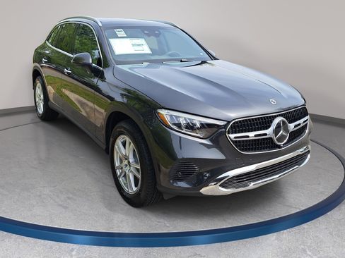 New 2026 Mercedes-Benz GLC 300 image 3