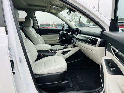 Used 2023 Kia Telluride S w/ S Sunroof Package image 35