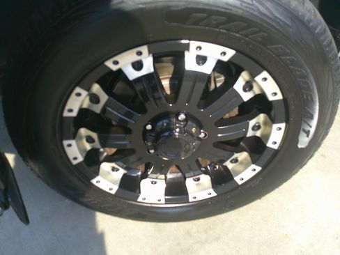 Used 2014 Toyota Tundra SR5 w/ SR5 Upgrade Package image 17