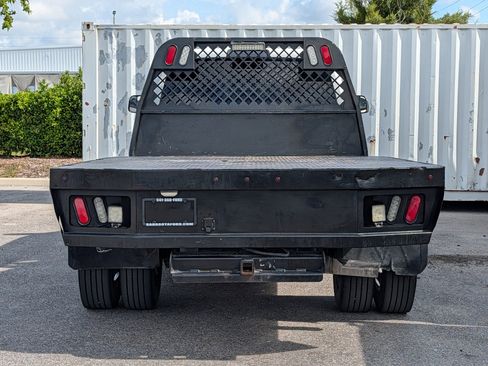 Used 2016 RAM 3500 Tradesman w/ Chrome Appearance Group RWD image 5