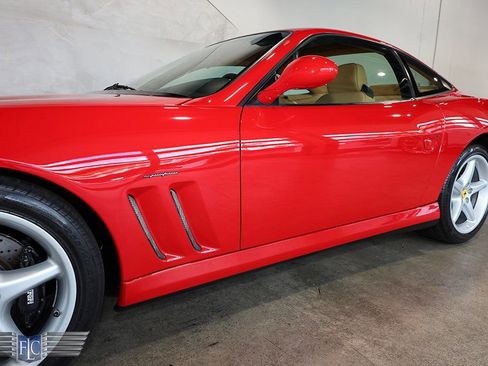 Used 1999 Ferrari 550 Maranello Coupe RWD image 10