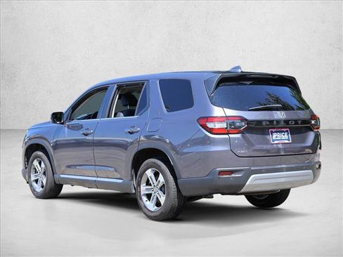 Used 2023 Honda Pilot EX-L image 7
