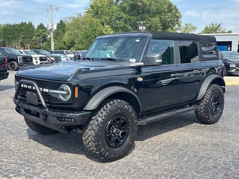 Used 2024 Ford Bronco Wildtrak AWD/4WD image 3