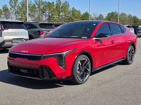 New 2025 Kia K4 GT-Line image 3