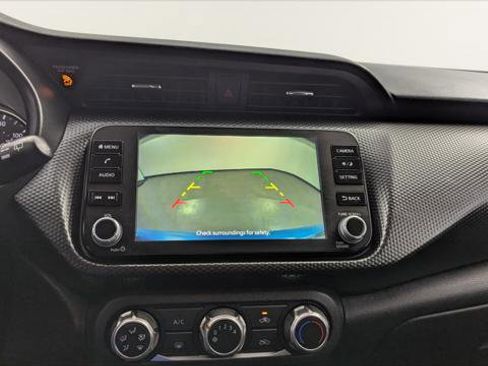 Used 2024 Nissan Kicks SV image 28