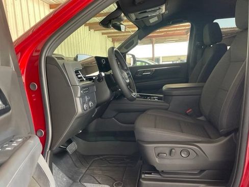 Used 2025 Chevrolet Tahoe LS RWD image 20